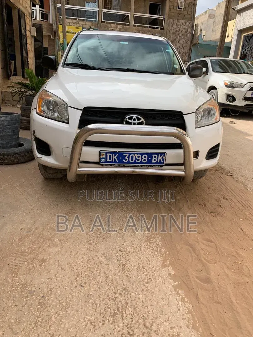Toyota RAV4 2010 Blanc