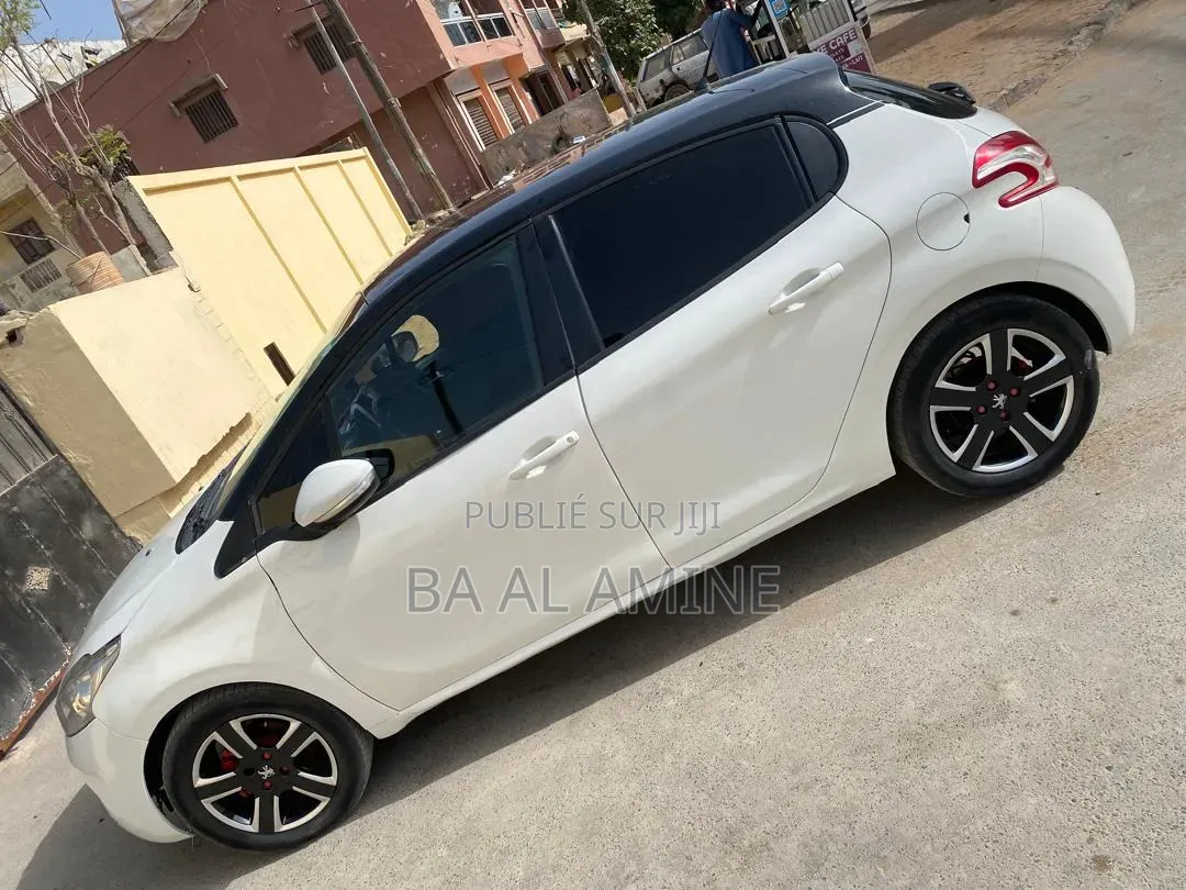 Peugeot 208 2016 Blanc