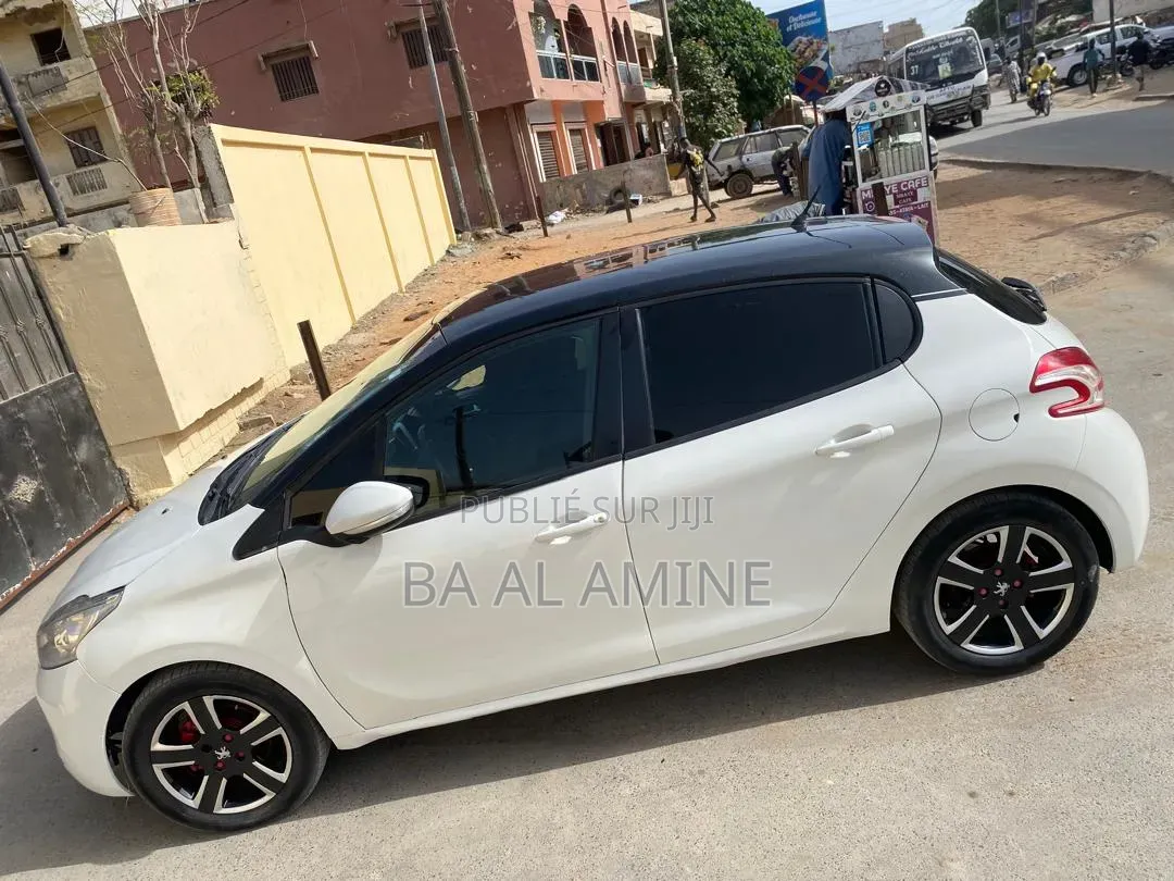 Peugeot 208 2016 Blanc