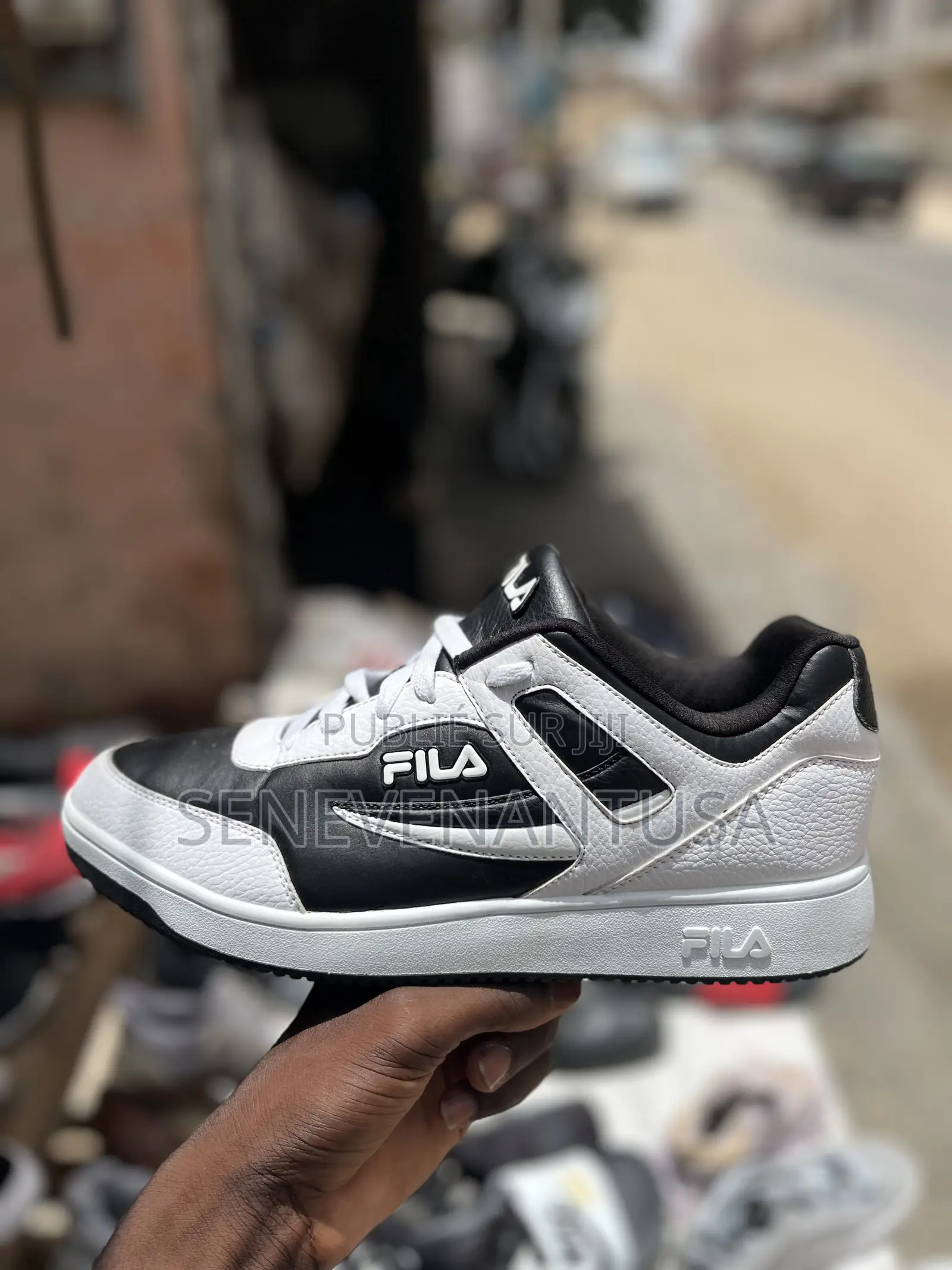 Fila, Probablement Le Modèle Original Fitness Ou Davenport.Elles Une T
