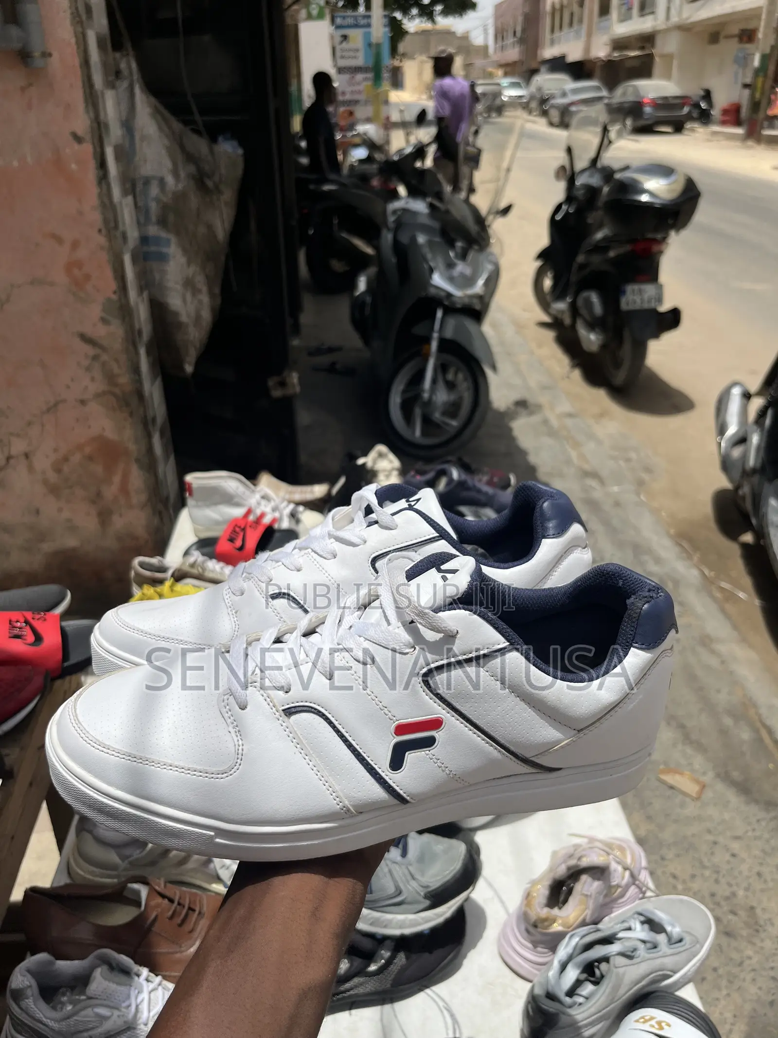 Fila, Probablement Le Modèle Original Fitness Ou Davenport.Elles Une T