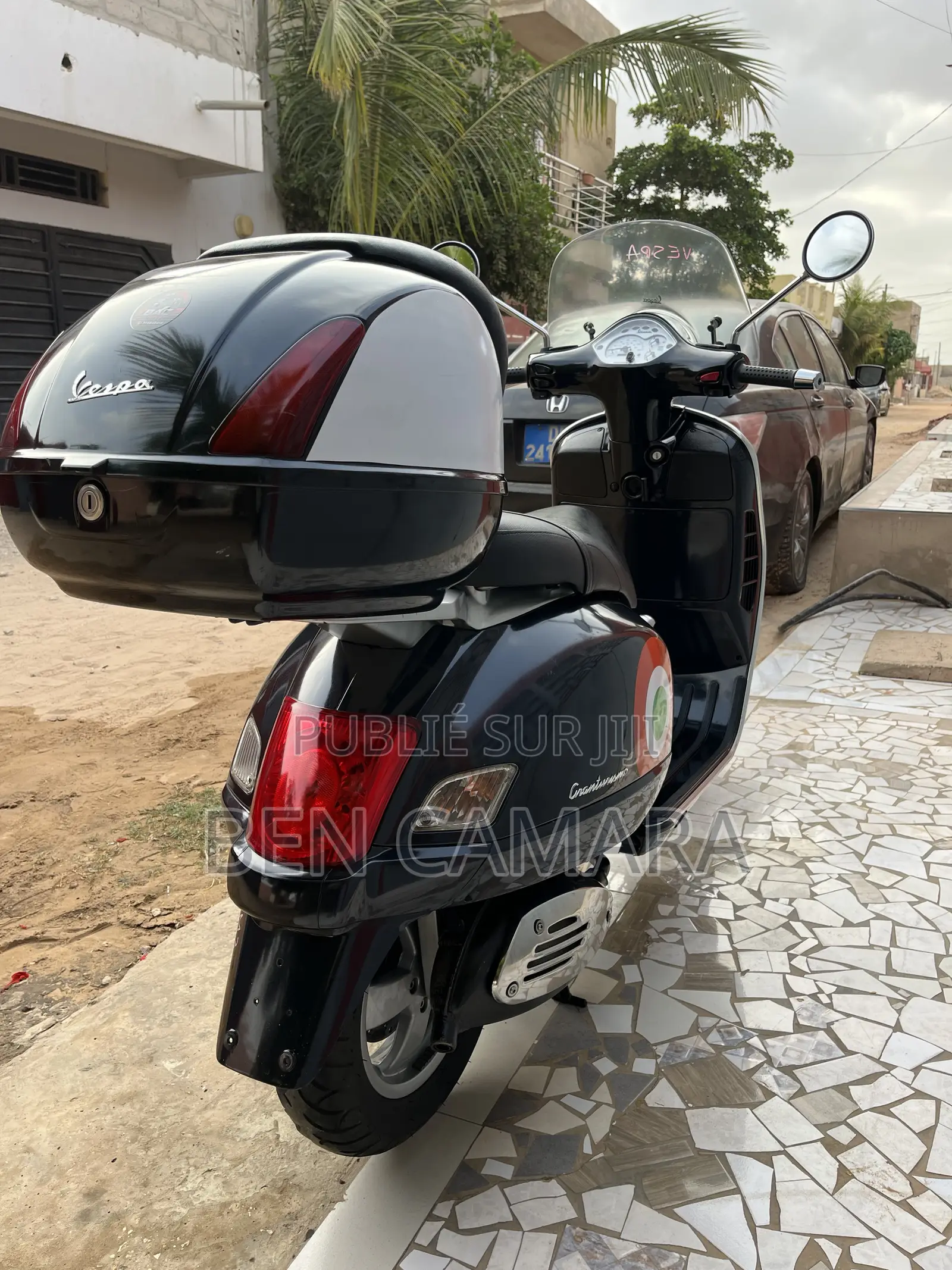 Nouveau Vespa 125 2016 Bleu