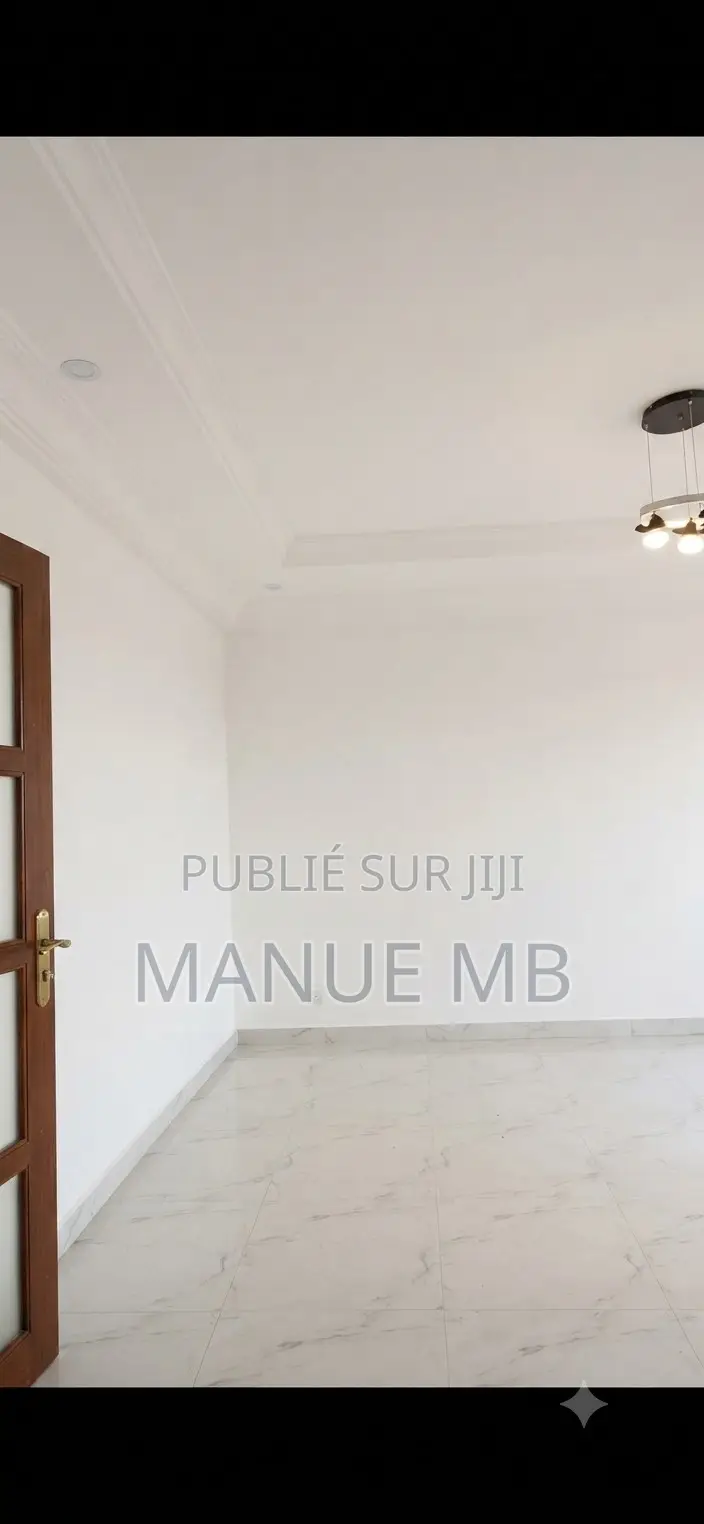 2chbre Appartement dans Patricia, Fann-Point E-Amitié à Louer