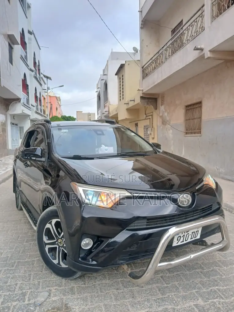 Toyota RAV4 2017 Noir