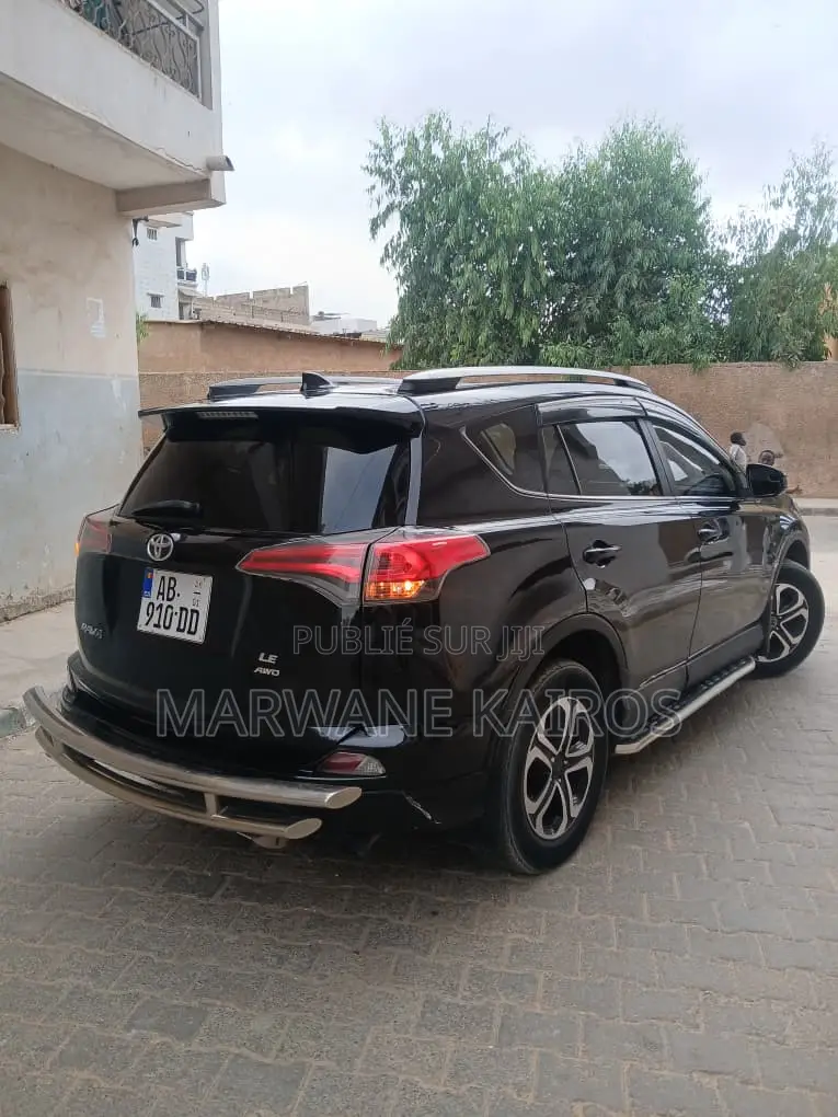 Toyota RAV4 2017 Noir