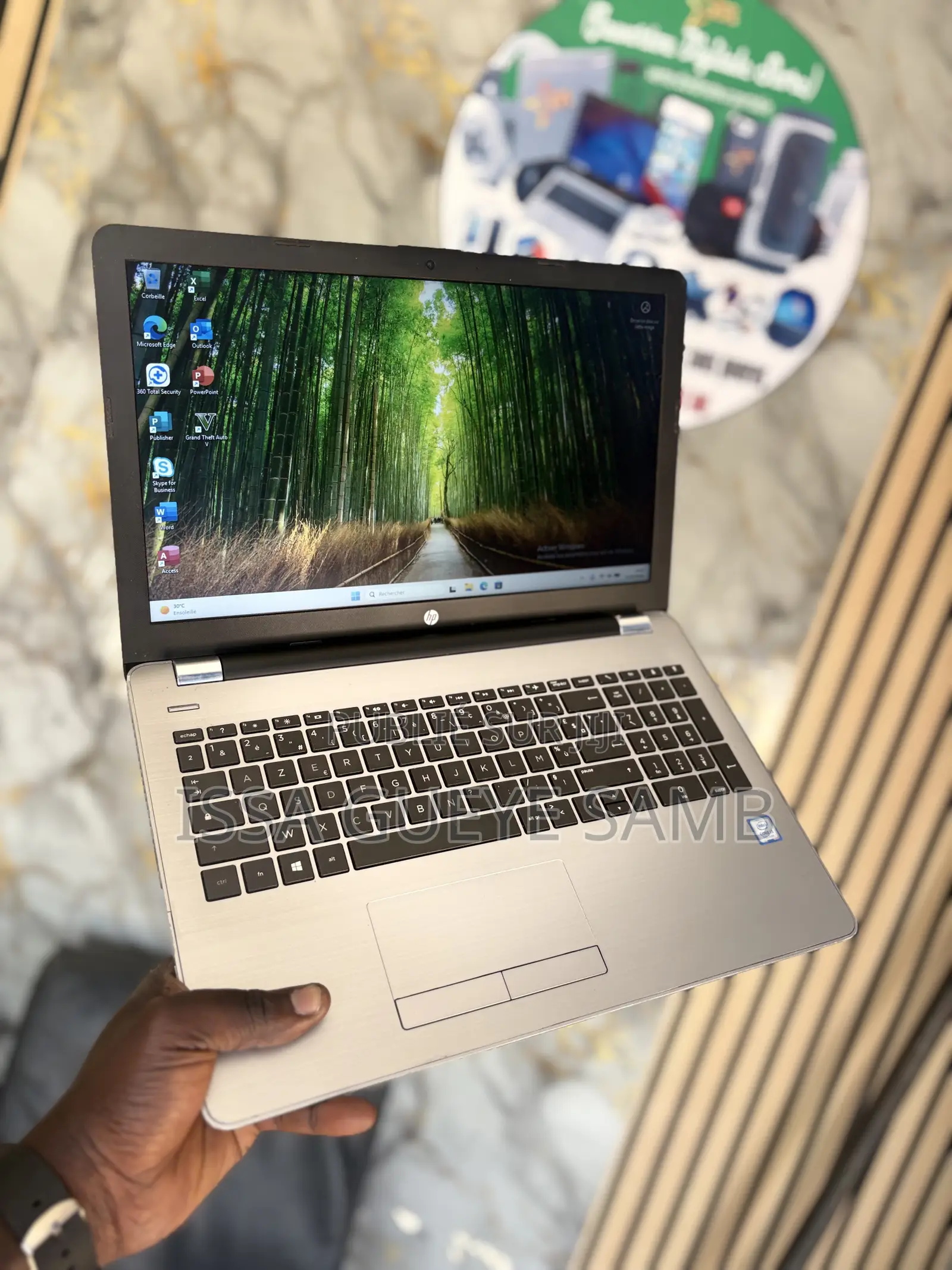Ordinateur portable HP Stream Notebook 8GB Intel Core i3 HDD 1T