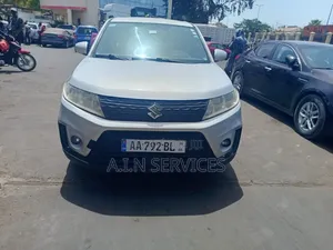 Suzuki Vitara 2020 Gris