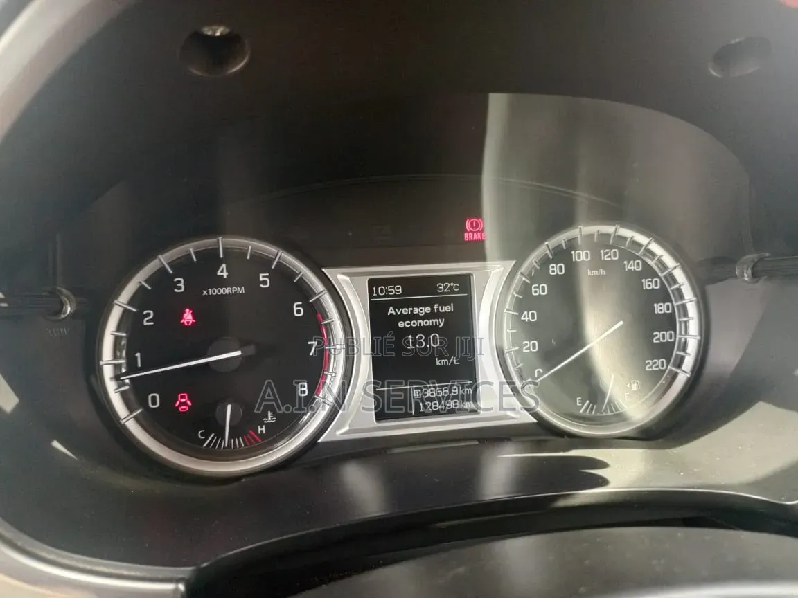 Suzuki Vitara 2020 Gris