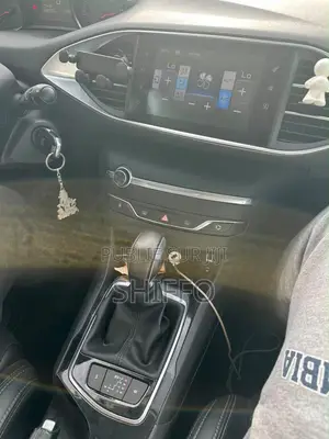 Peugeot 308 2016 Gris