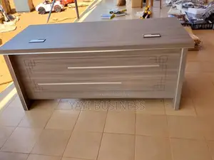Bureau De Direction Avec Tiroir Latéral