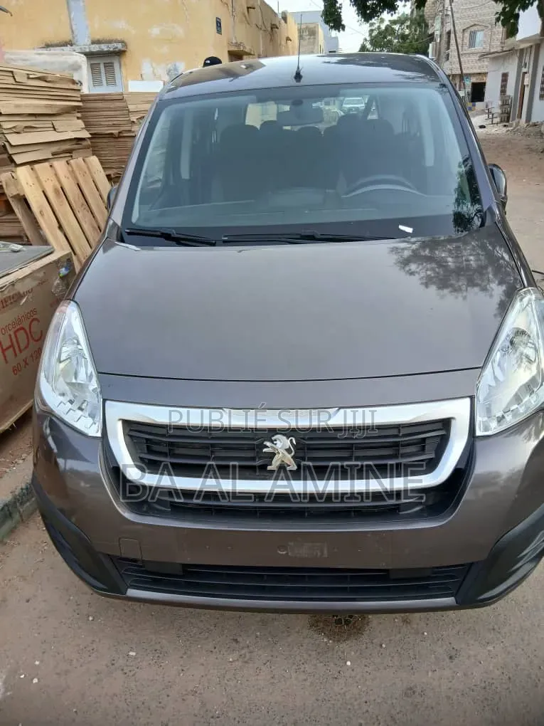 Peugeot Partenaire 2016 Gris