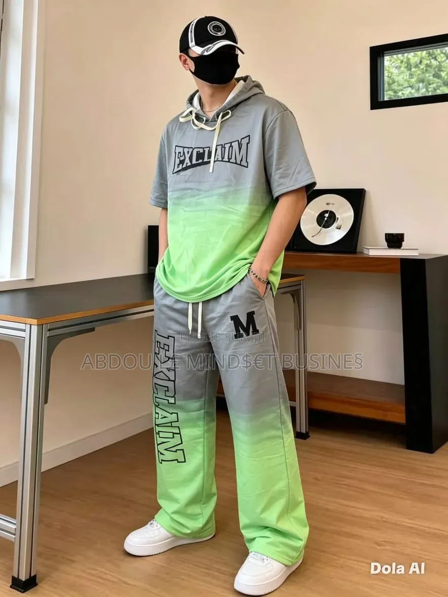 Ensemble Capuche Bas Large Disponible
