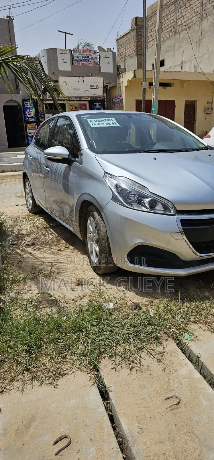 Peugeot 208 2018 Gris