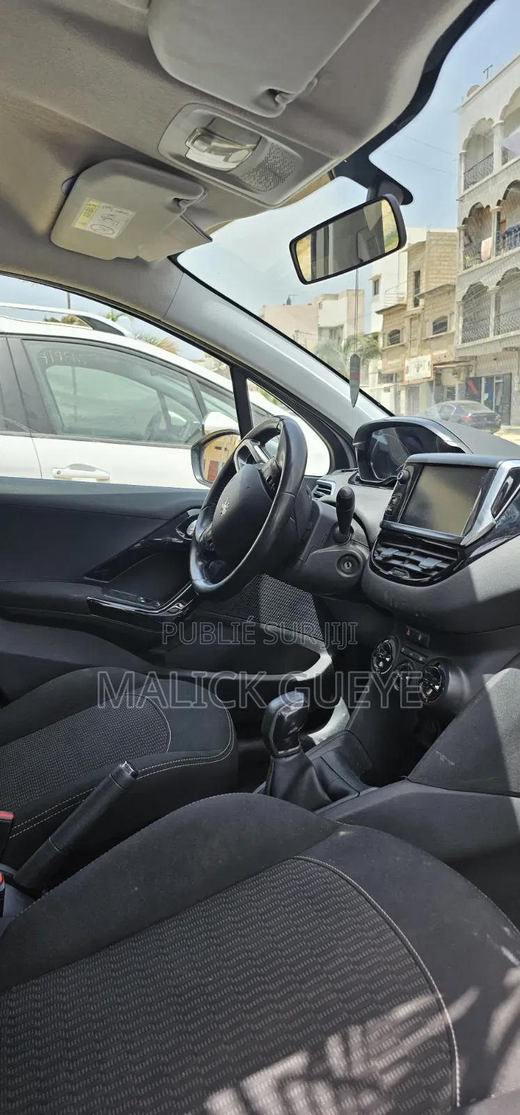 Peugeot 208 2018 Gris