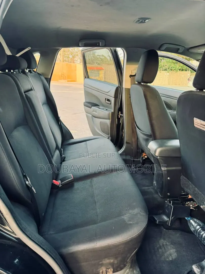 Mitsubishi RVR 2017 Noir Mat