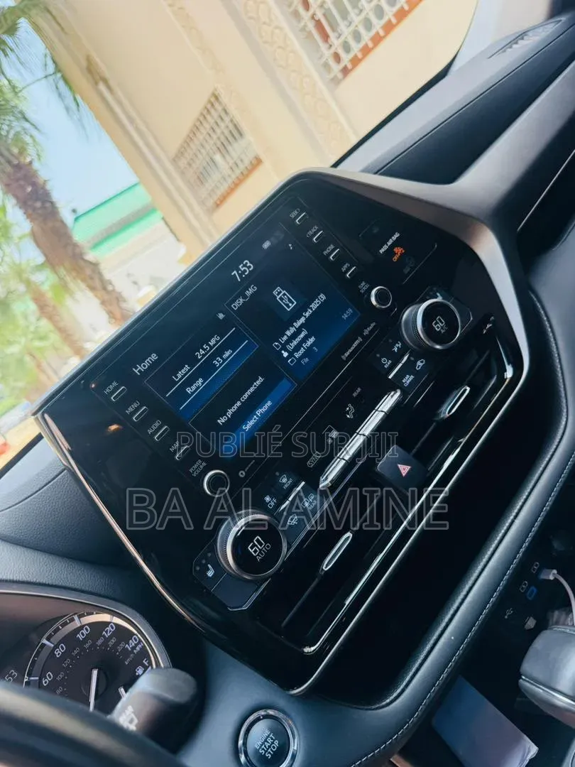 Toyota Highlander 2022 Noir