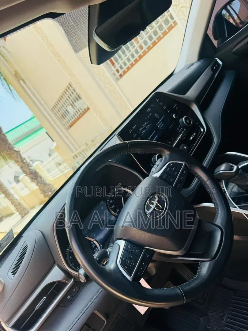 Toyota Highlander 2022 Noir