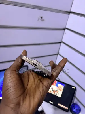 Apple iPhone 16 Pro Max 256 GB Doré