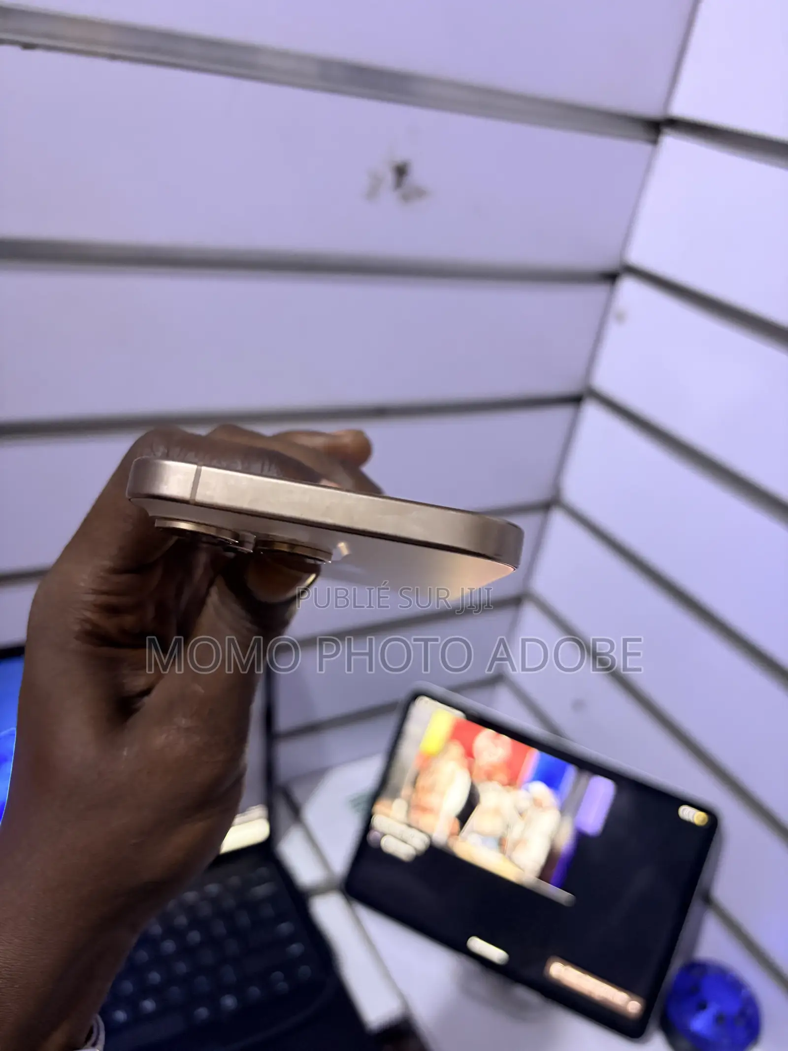 Apple iPhone 16 Pro Max 256 GB Doré