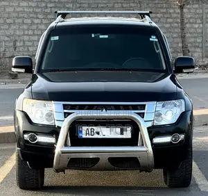 Mitsubishi Pajero 2016 Noir