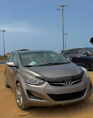 Hyundai Elantra 2016 Gris