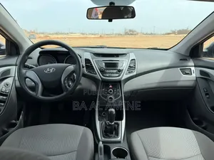 Hyundai Elantra 2016 Gris