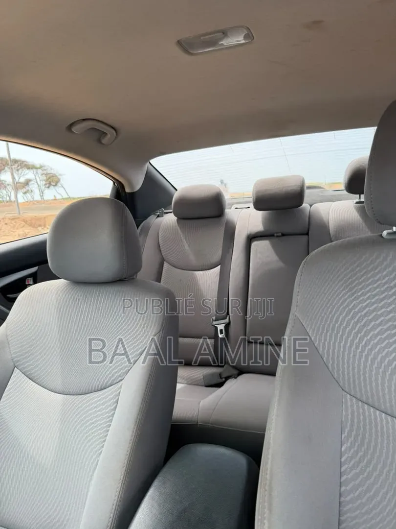 Hyundai Elantra 2016 Gris