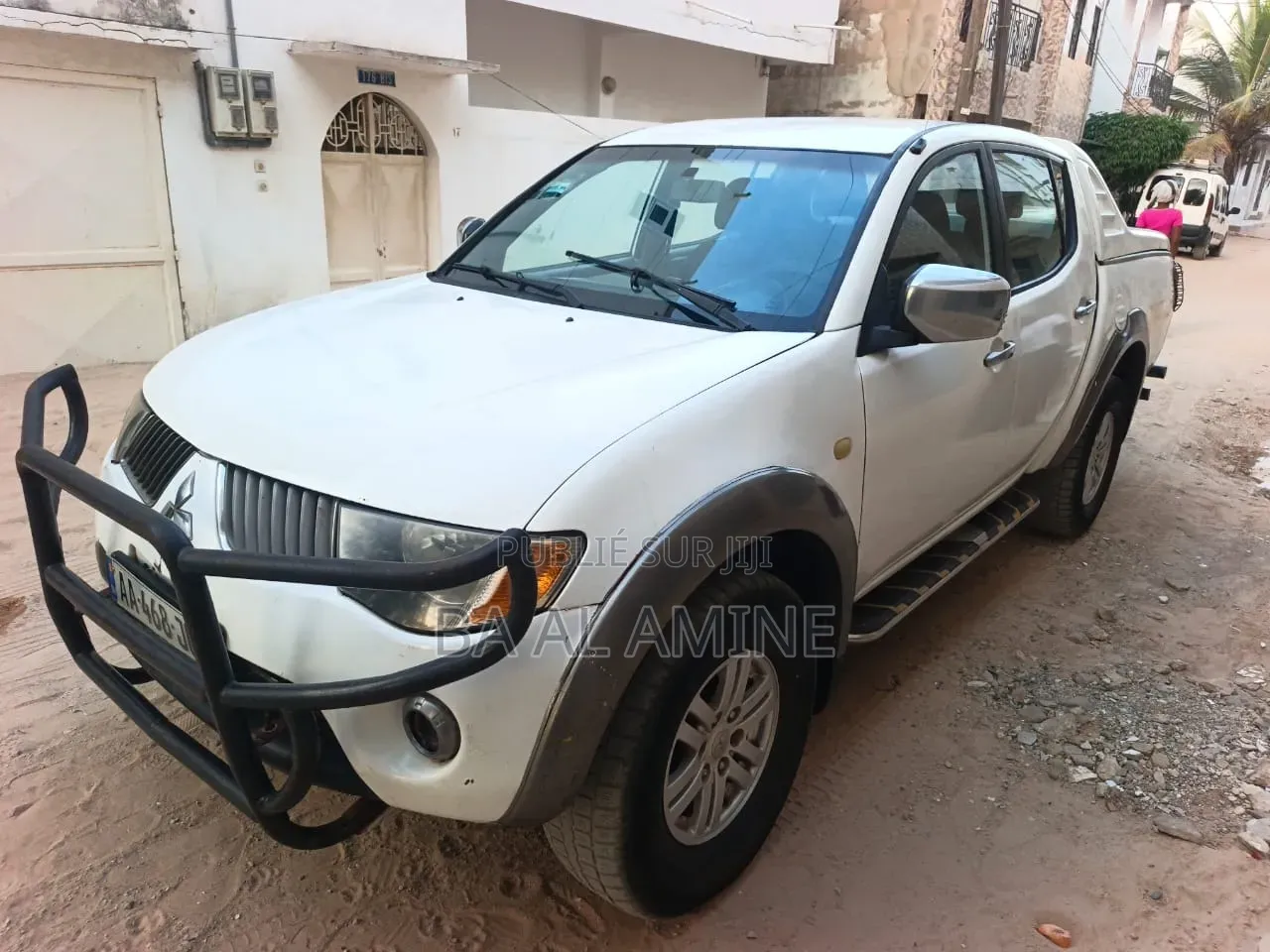 Mitsubishi L200 2009 Blanc