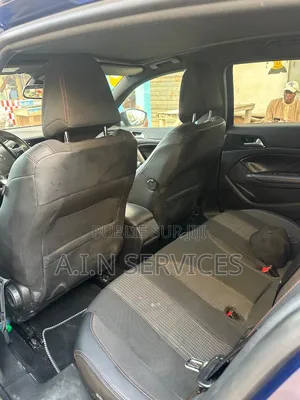 Peugeot 308 2017 Bleu