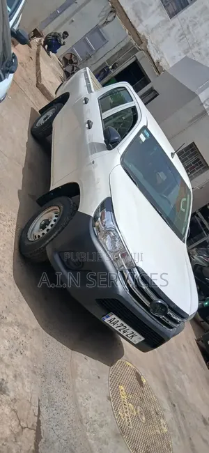Toyota Hilux 2025 Blanc