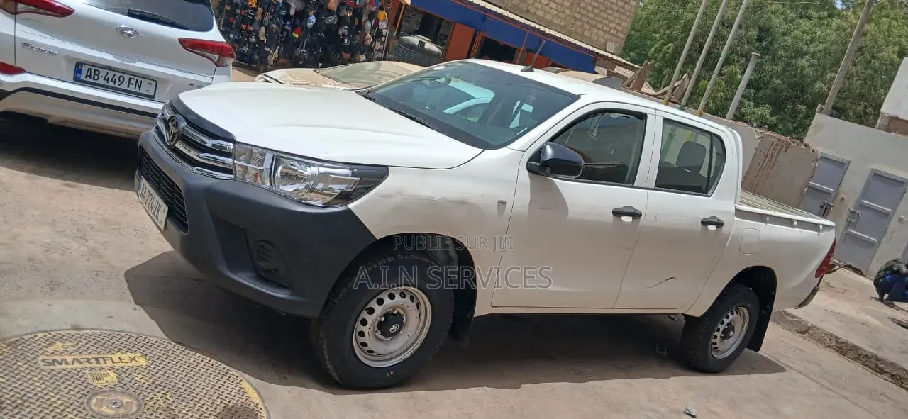 Toyota Hilux 2025 Blanc