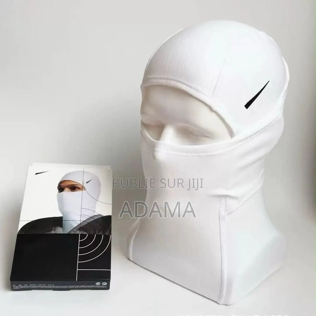 Cagoule Disponible