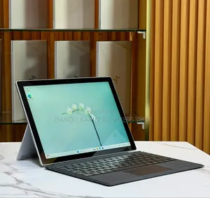 Nouveau Microsoft Surface Pro 7 8GB Intel Core i5 SSD 256GB
