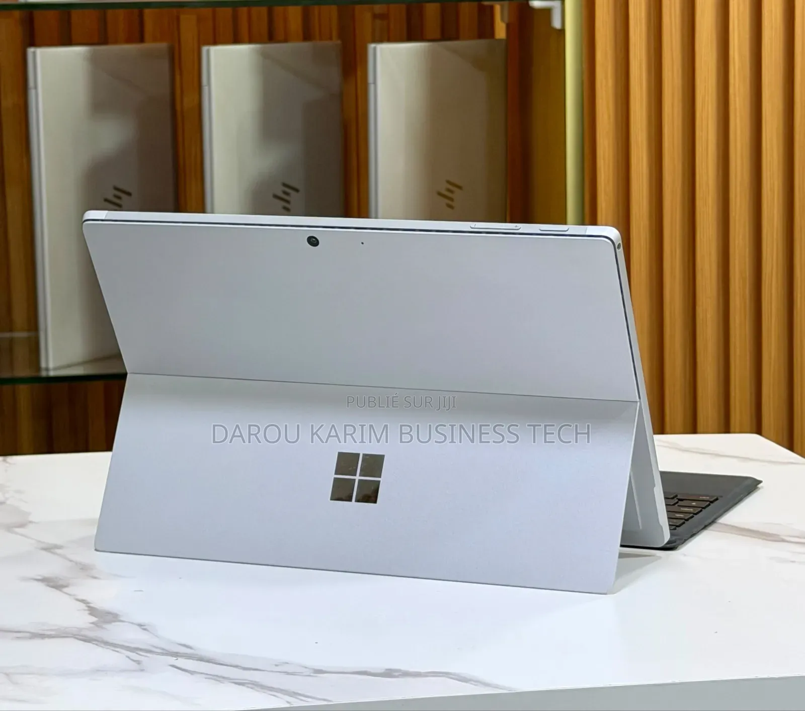 Nouveau Microsoft Surface Pro 7 8GB Intel Core i5 SSD 256GB
