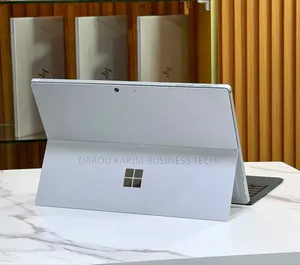 Nouveau Microsoft Surface Pro 7 8GB Intel Core i5 SSD 256GB