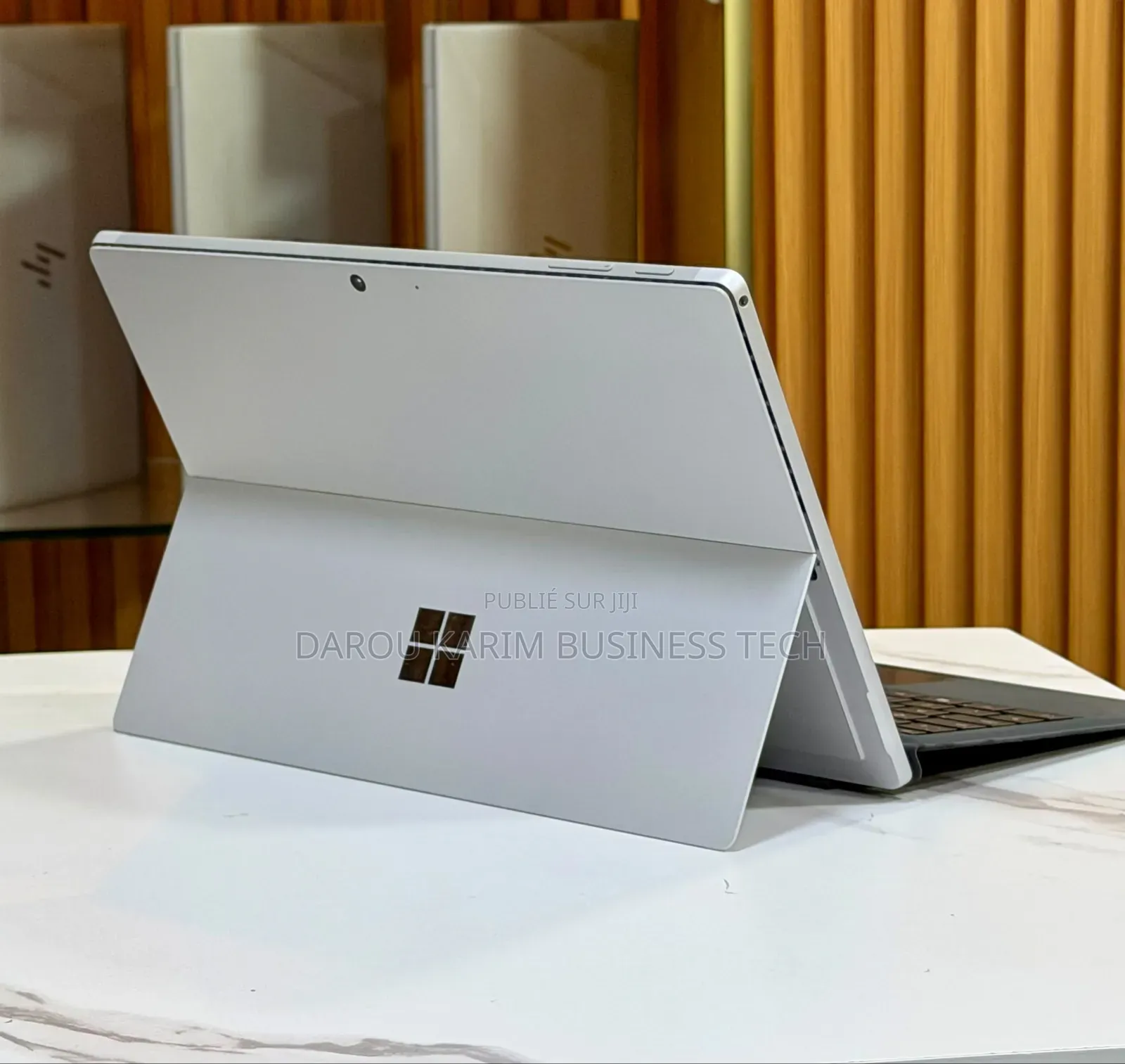 Nouveau Microsoft Surface Pro 7 8GB Intel Core i5 SSD 256GB