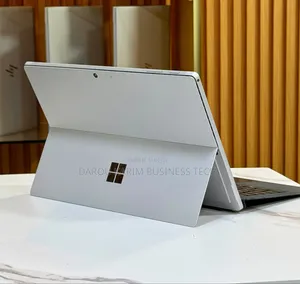 Nouveau Microsoft Surface Pro 7 8GB Intel Core i5 SSD 256GB