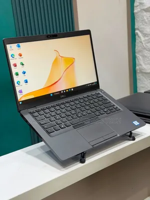 Nouveau Dell Latitude 5400 8GB Intel Core i5 SSD 256GB