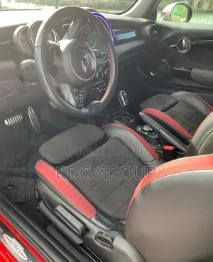 Mini Cabriolet 2018 Rouge