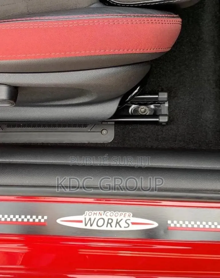 Mini Cabriolet 2018 Rouge