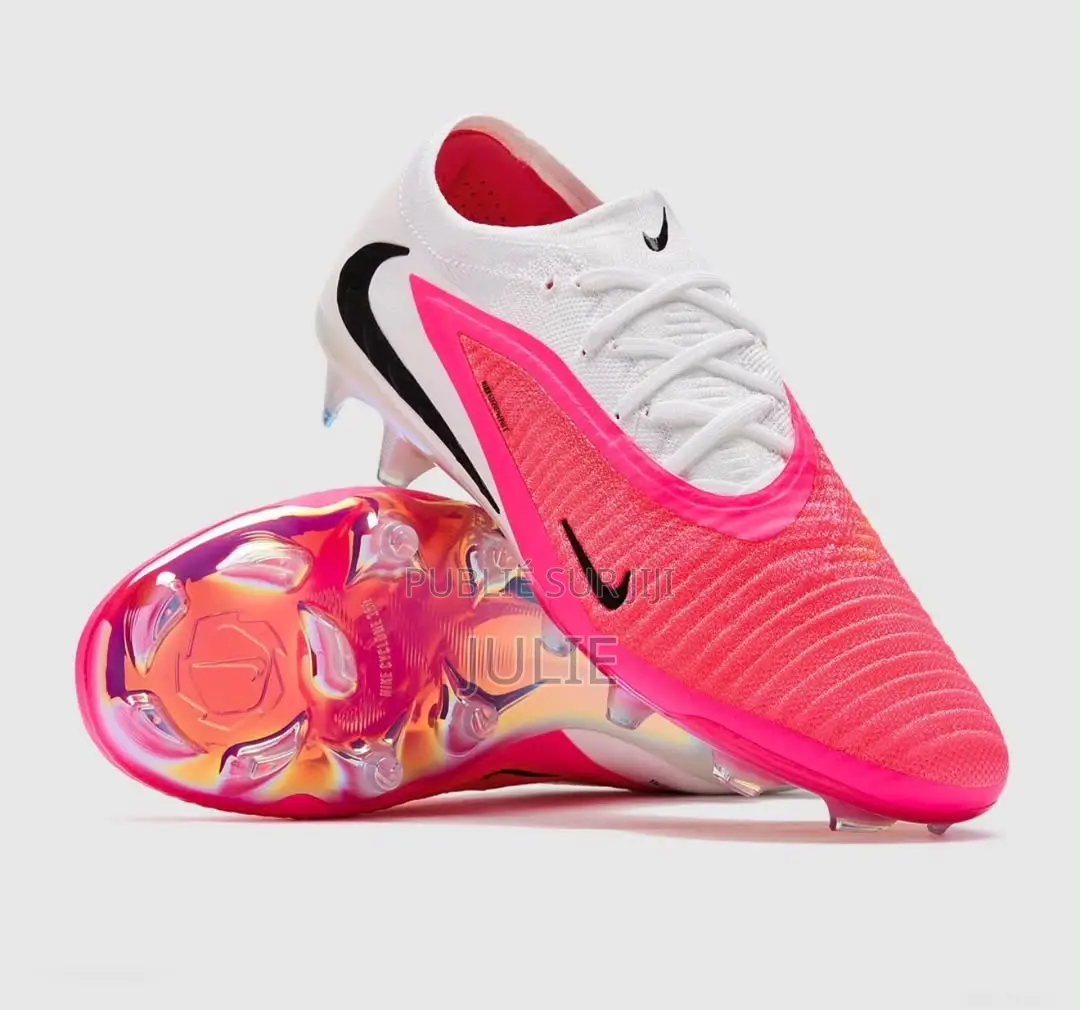 Godasse Chaussures Pour Les Footballeurs