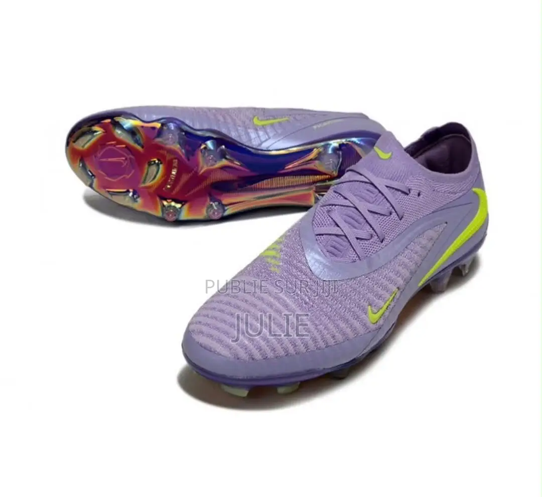 Godasse Chaussures Pour Les Footballeurs