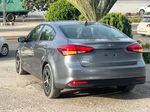 Kia Optima 2018 Gris