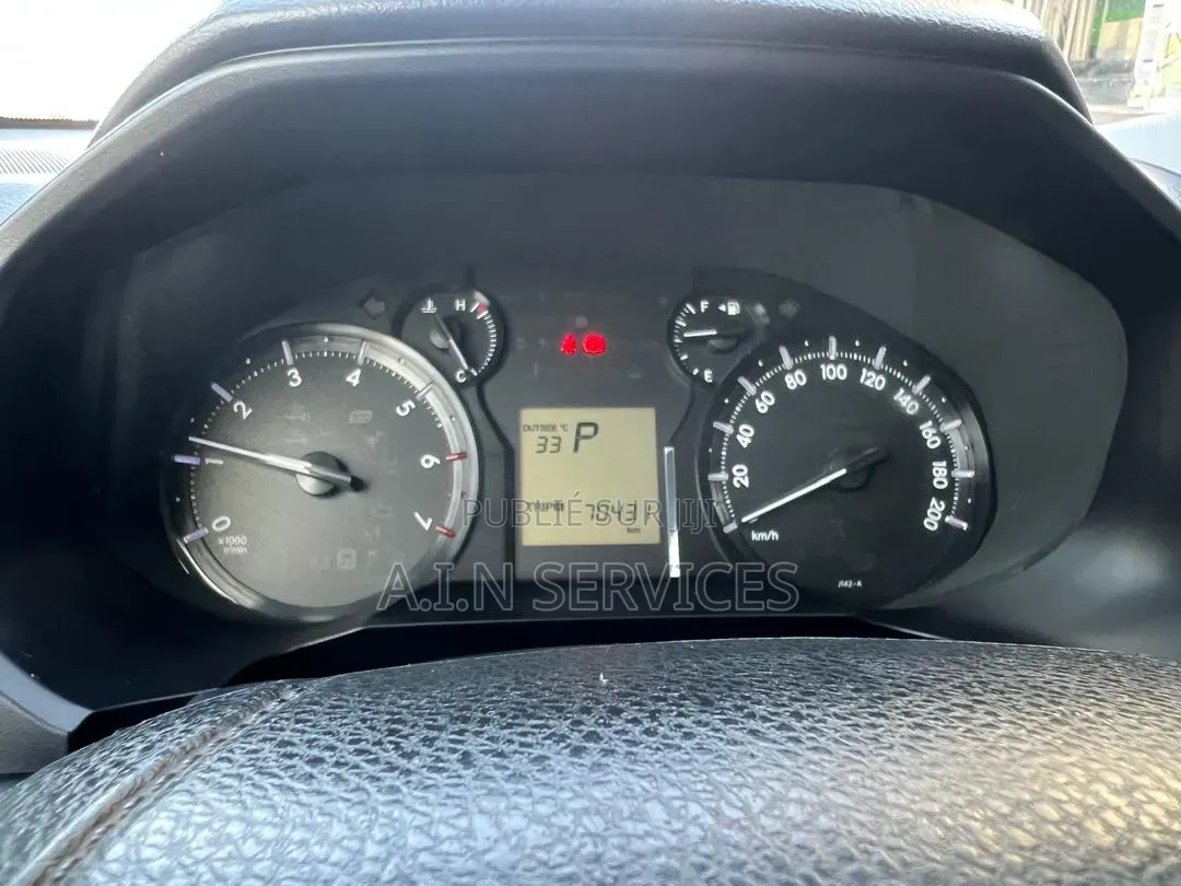 Toyota Land Cruiser Prado 2022 Noir