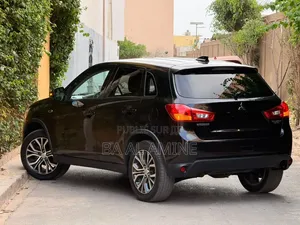 Mitsubishi RVR 2017 Noir