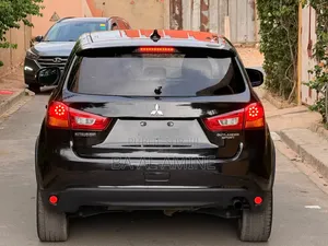 Mitsubishi RVR 2017 Noir