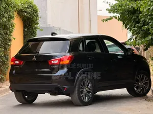 Mitsubishi RVR 2017 Noir