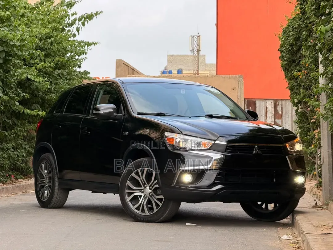 Mitsubishi RVR 2017 Noir