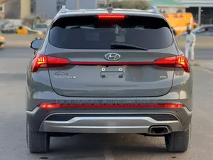 Hyundai Santa Fe 2022 Gris