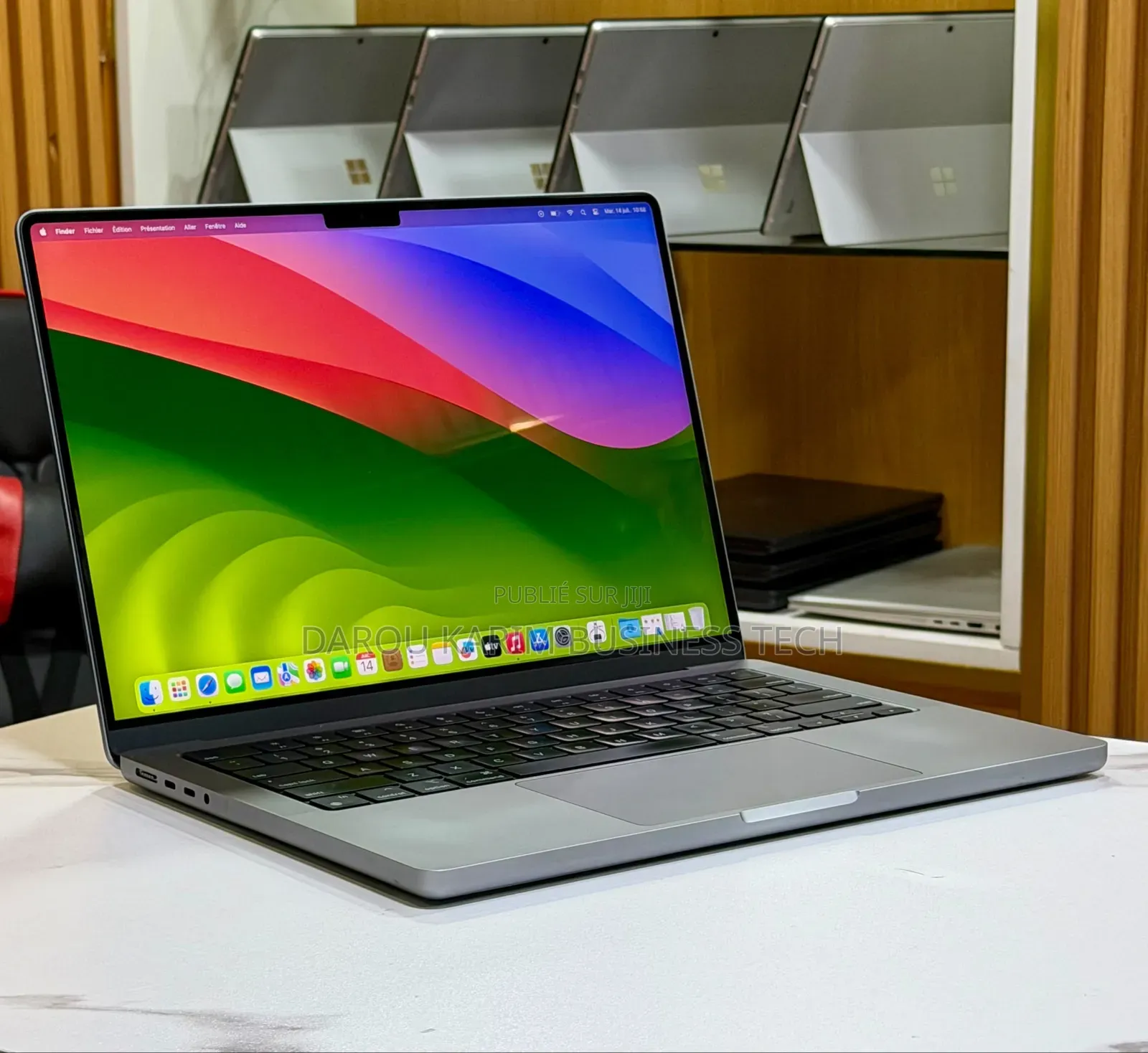 Nouveau Apple MacBook Pro 2021 M1 16GB Apple M1 Pro SSD 512GB